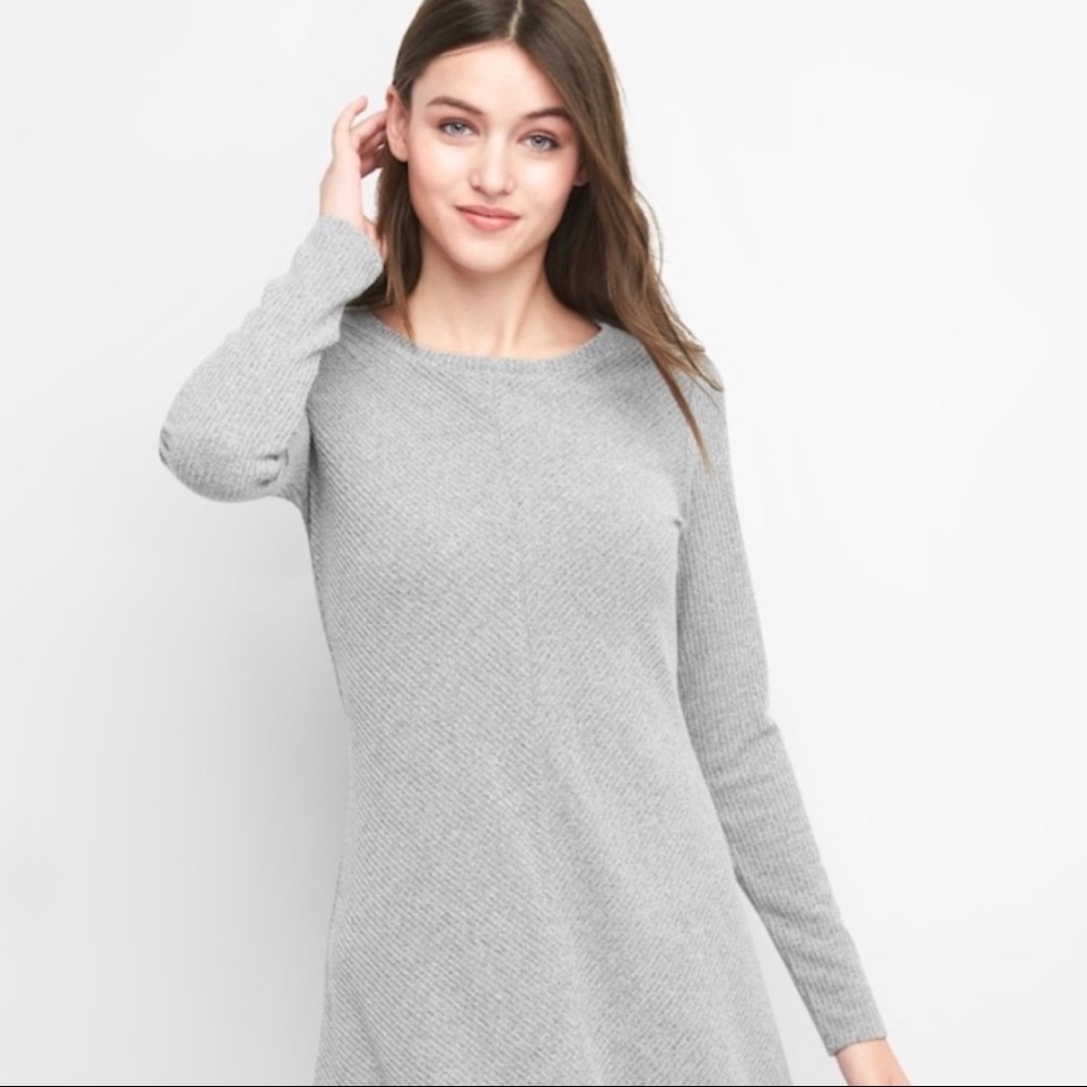 GAP Long Sleeve Ribbed Swing Dress in Grey